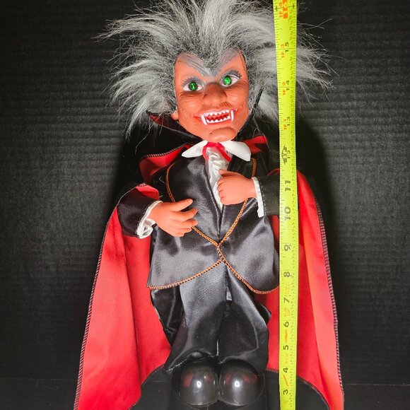 Vintage Halloween Dracula Vampire 16" Figure 1980s Pumpkin Time Brand - Picture 7 of 7